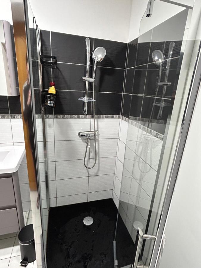 Appartement Hyper Centre Diamerisma Charleville-Mézières Exterior foto